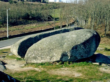 Камень Pedra Bolideira