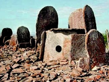 Дольмены Моралепара — мегалиты Маллачандирам