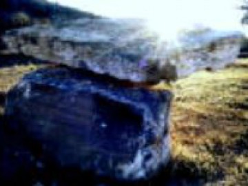 Каменный алтарь Уру — Dolmen Flinders Ranges