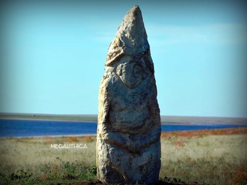 Каменное изваяние оз.Маныч-Гудило