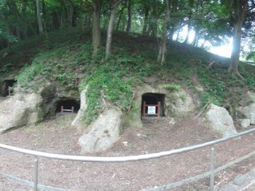 Мегалитические пещеры Цуйдо Йокоана