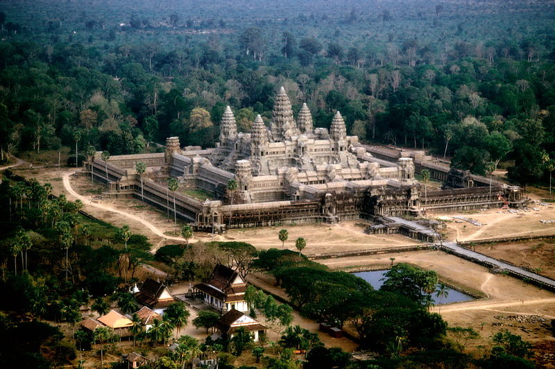 Angkor_Wat_aerial