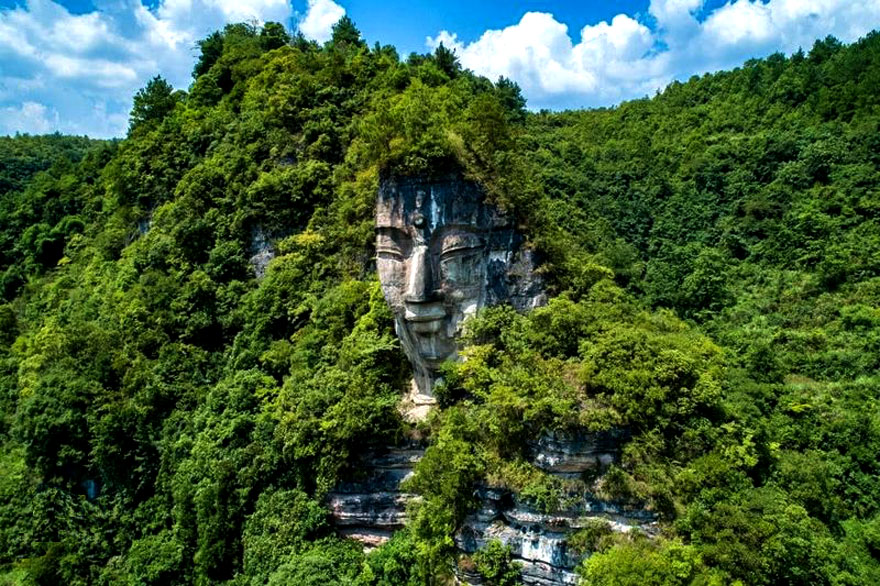 rock-buddha