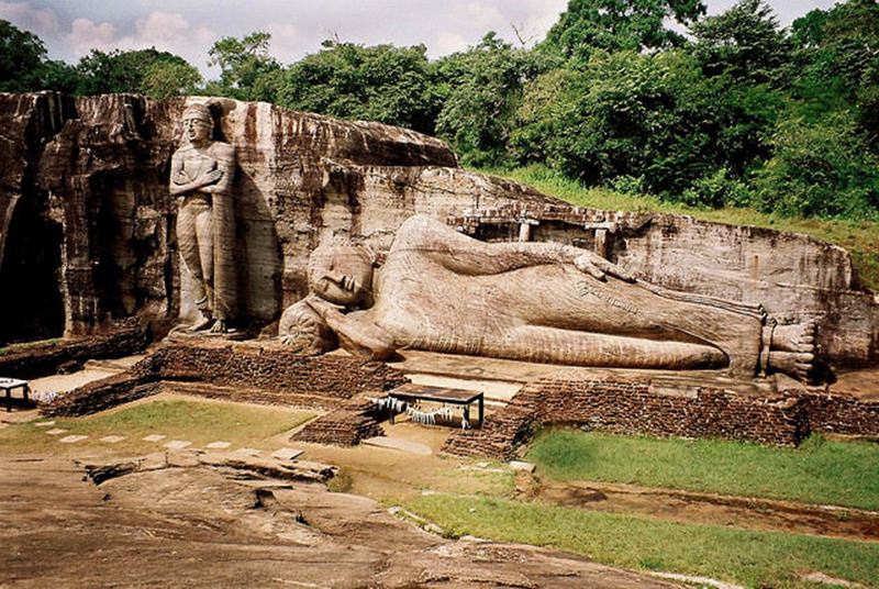 Gal-Vihara-Polonnaruwa-021