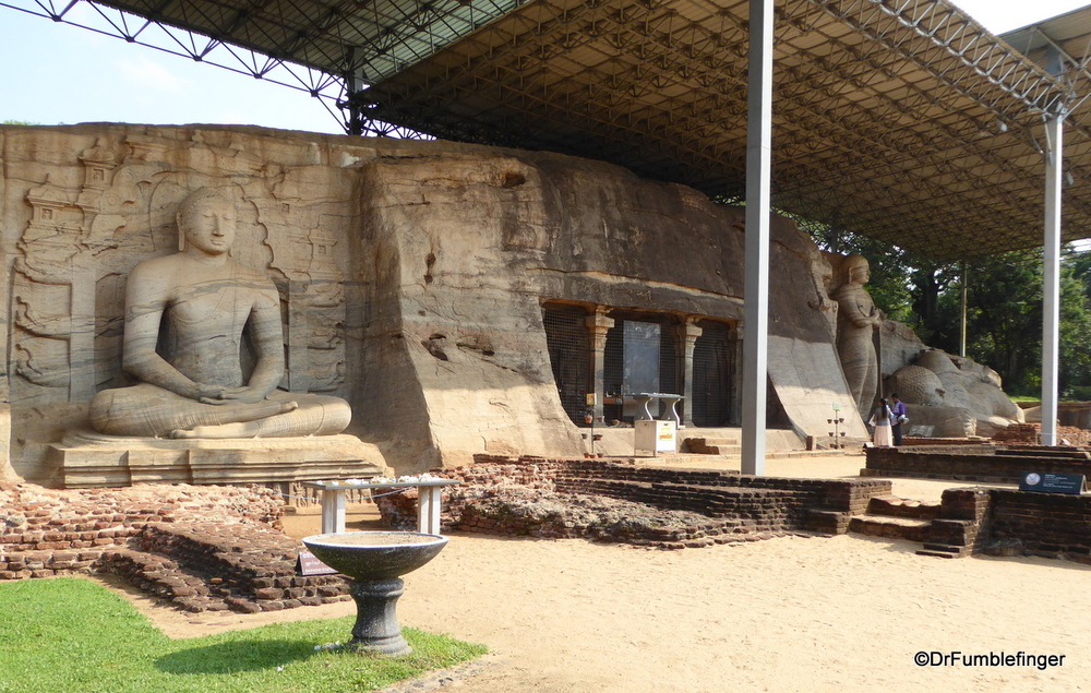 Gal-Vihara-Polonnaruwa-023