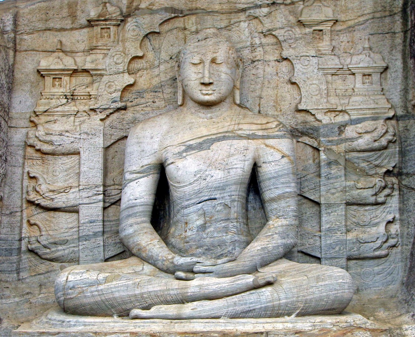 Gal-Vihara-Polonnaruwa-012-wikipedia-file