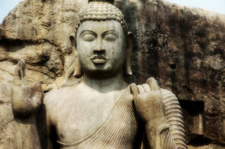 Aukana-Buddha-07