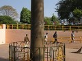 Ashoka_pillar_Bodh_Gaya_wikipedia_file