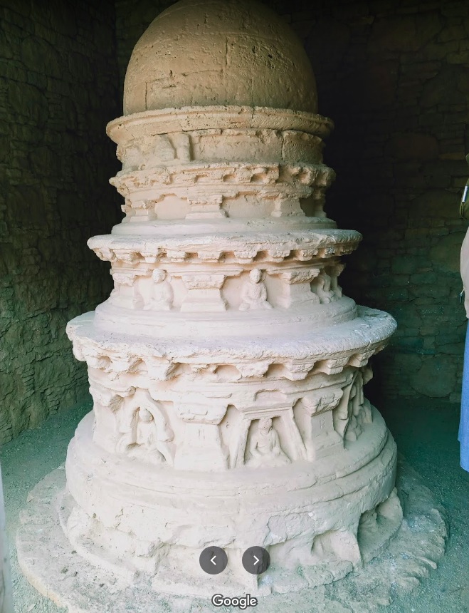 Mohra-Muradu-stupa-023