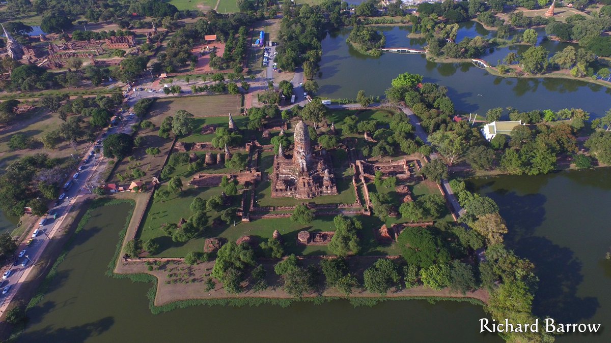 Prang-Wat-Phra-Ram-012