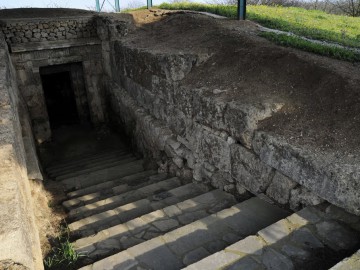 Гробница Mieza — Lefkadia