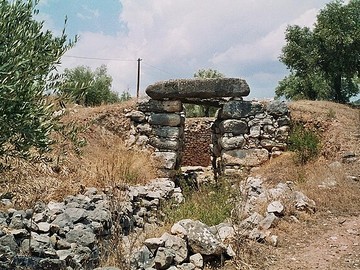 Толос Эпано Фурнос