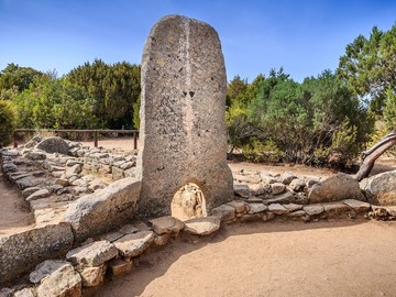 Гробница гиганта Ли Миццани
