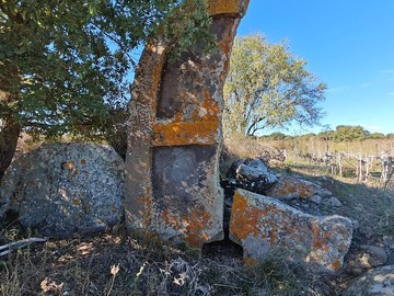 Гробница гиганта Са Фигу