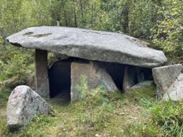Дольмен Лизе Гангрифт