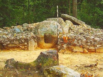 Дольмен с.Белеврен 3